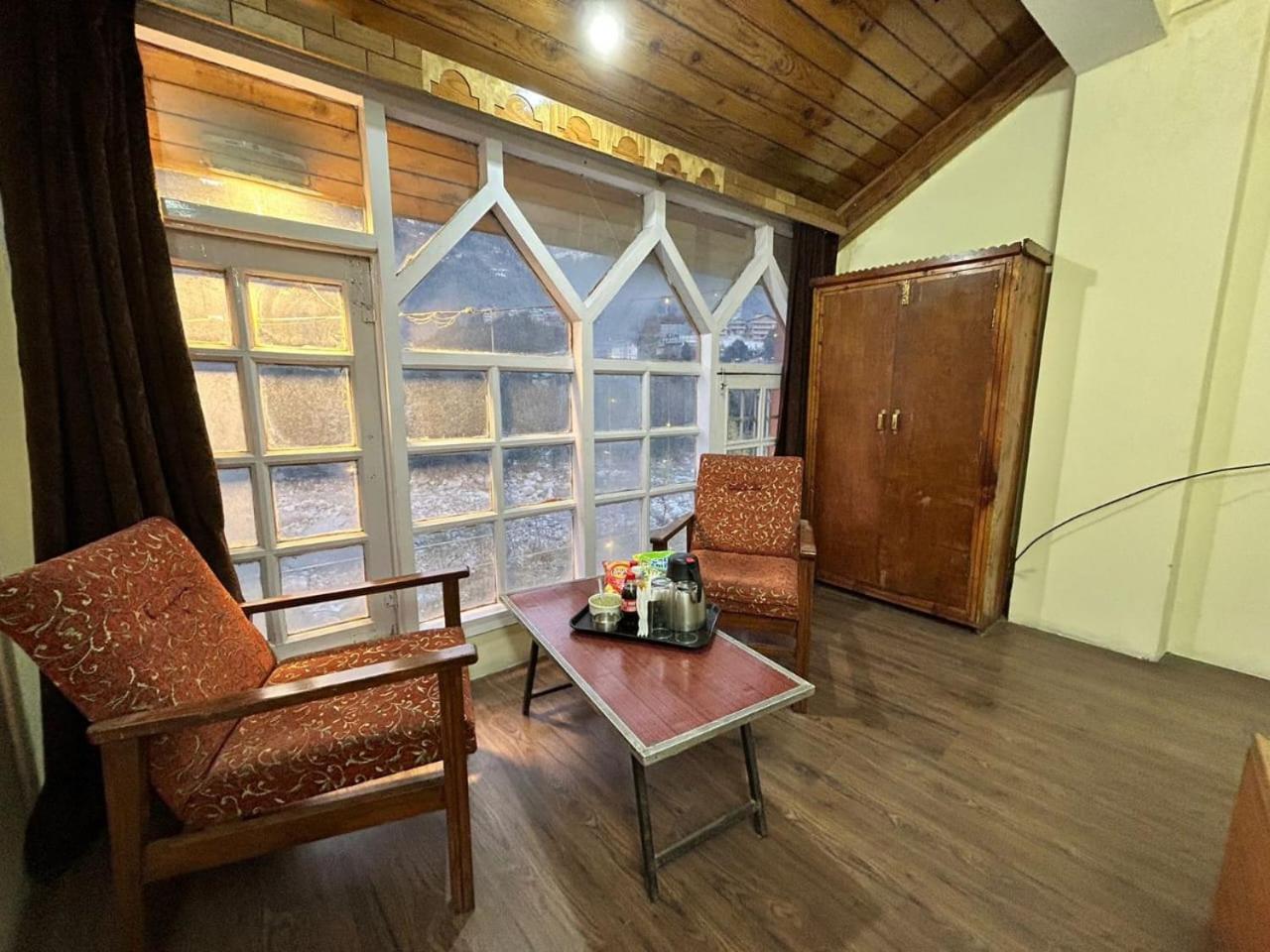 Hotel Beas Valley, Manali - Manali (Himachal Pradesh) — Photos 1